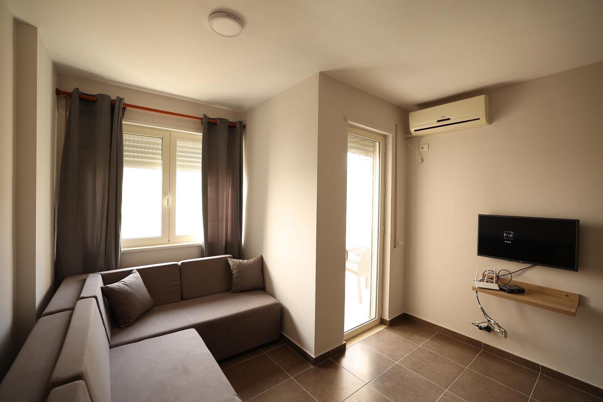 Dyrrah Seaside Apartments Дуррес Екстер'єр фото